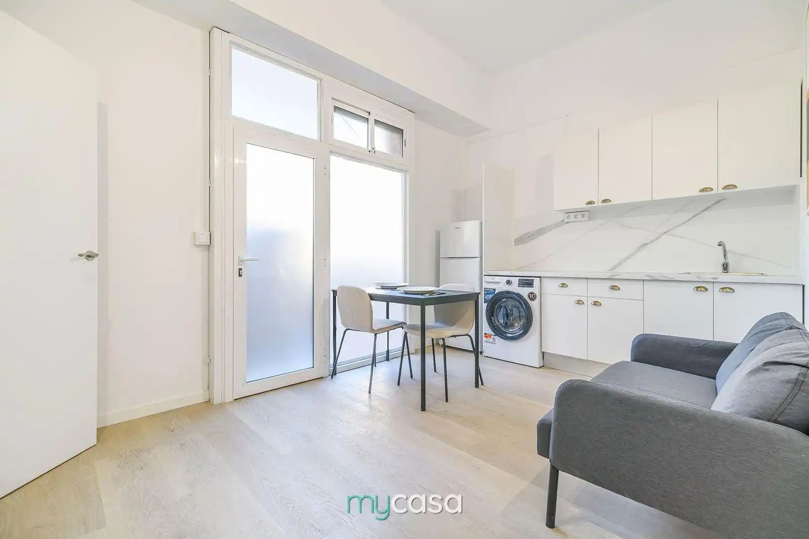 Cuina de Loft en venda en Barberà del Vallès amb Aire condicionat, Parquet i Moblat