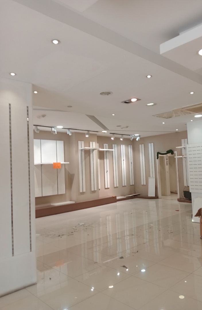 Local de lloguer en  Valencia Capital amb Aire condicionat