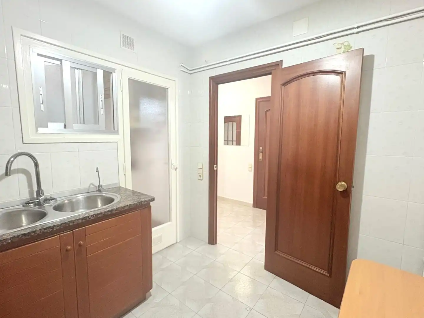 Kitchen of Flat for sale in Vilanova i la Geltrú  with Heating, Oven and Balcony