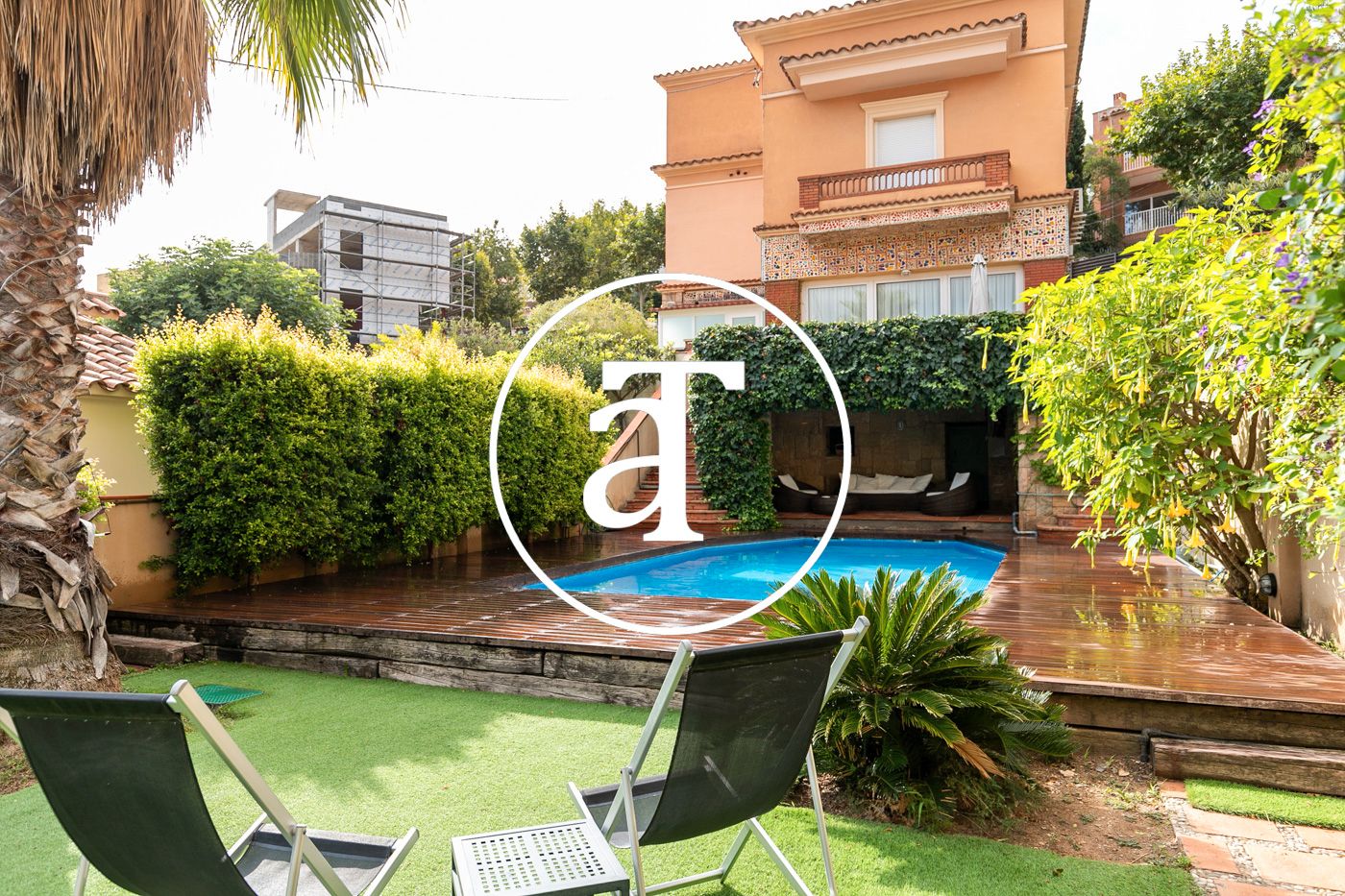Garden of Flat to rent in Sant Just Desvern  with Air Conditioner, Heating and Private garden