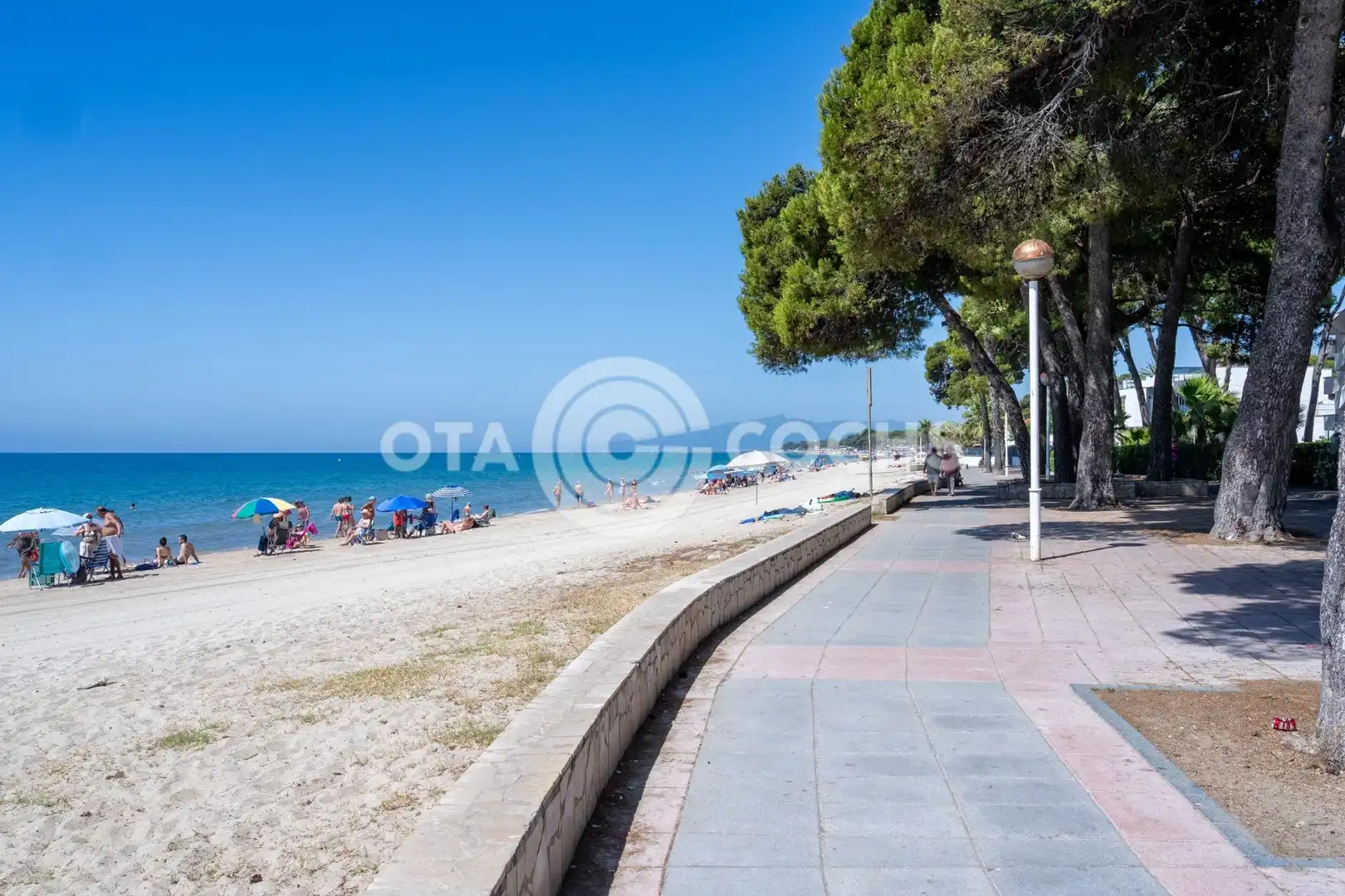 Vista exterior de Piso en venta en Cambrils con Aire acondicionado, Calefacción y Trastero