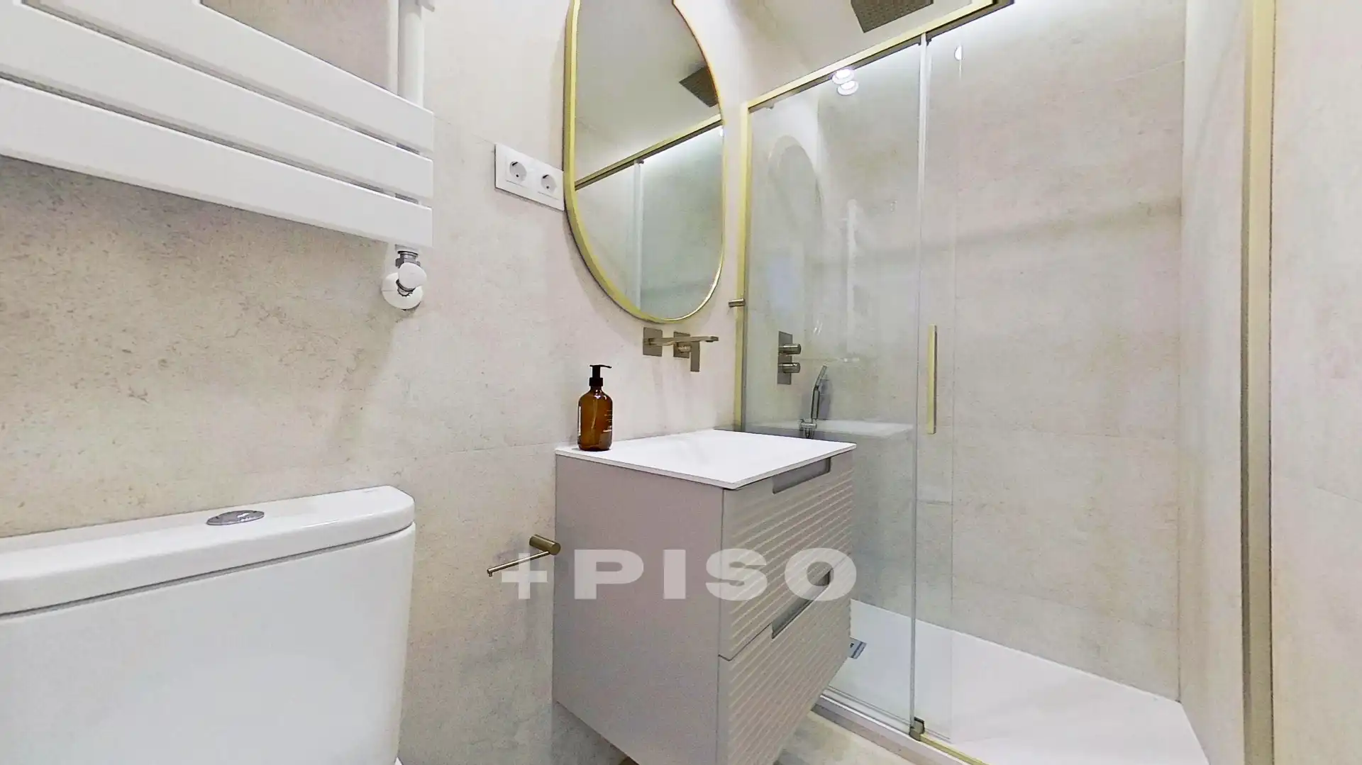 Baño de Piso en venta en Madrid con Aire acondicionado, Amueblado y Lavadora