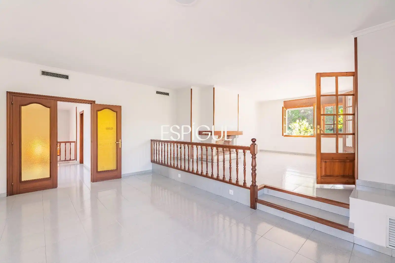 Sala d'estar de Casa o xalet en venda en Girona amb Aire condicionat, Calefacció i Traster