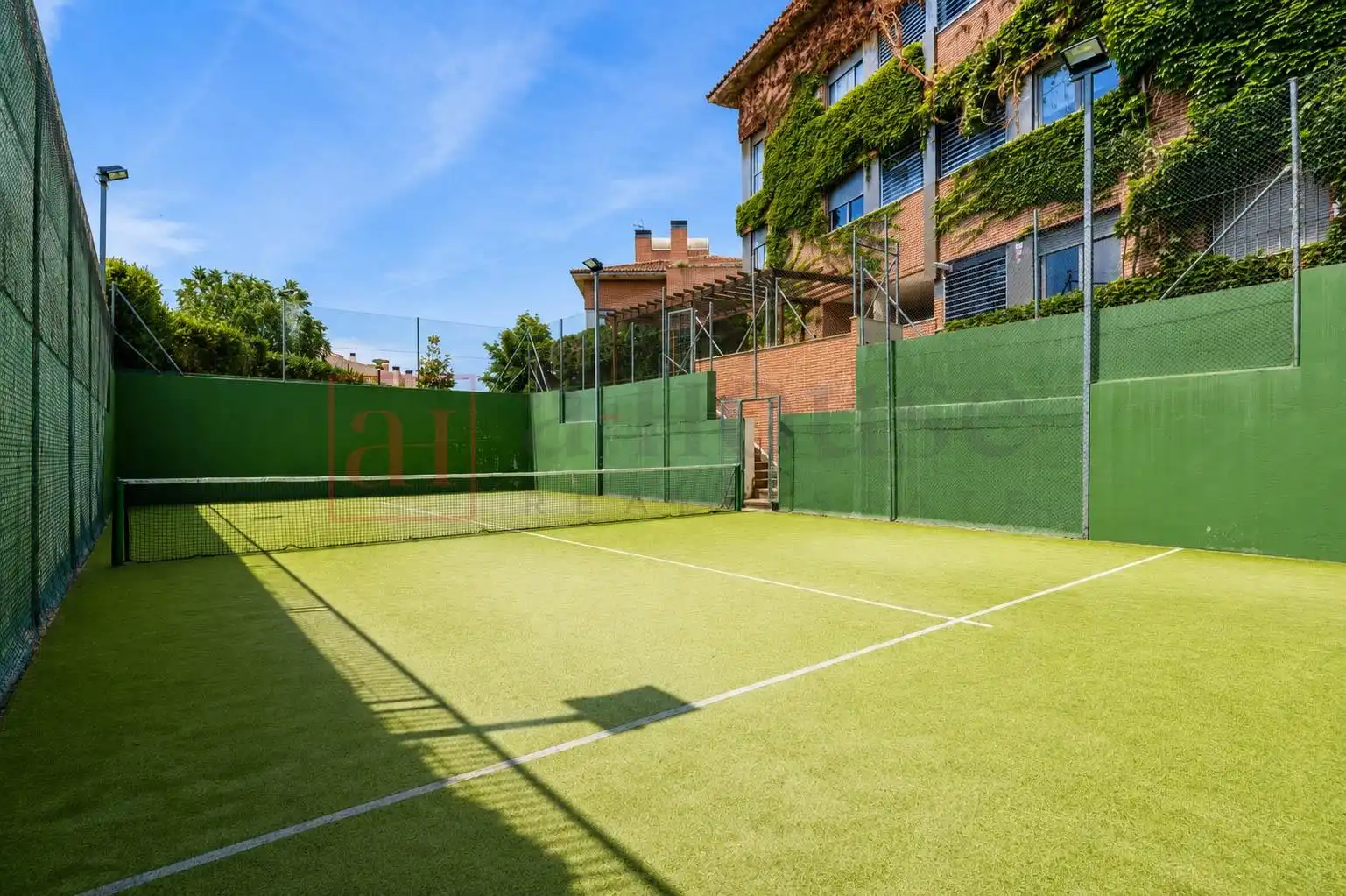 Terrasse von Erdgeschoss zum Verkauf in Madrid mit Klimaanlage, Heizung und Privatgarten