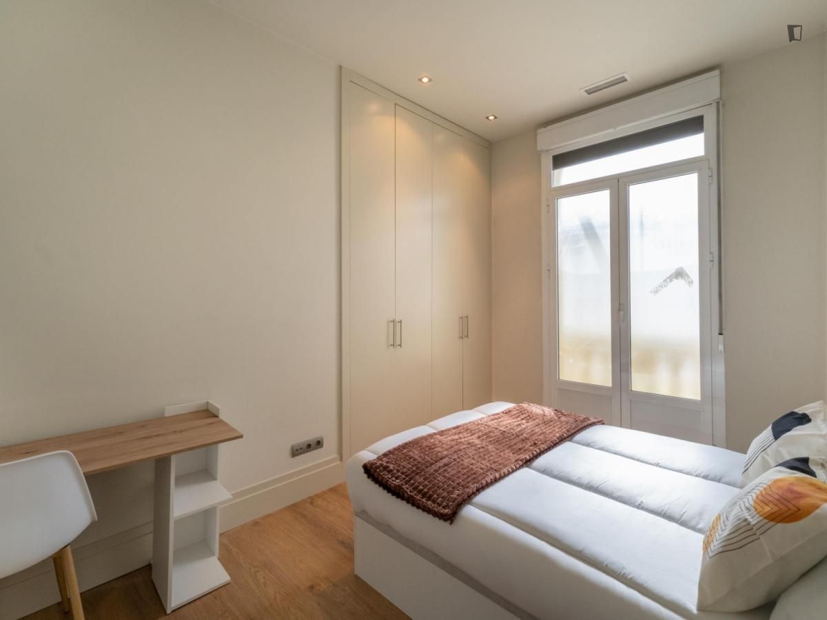 Apartment for share in Gaztambide