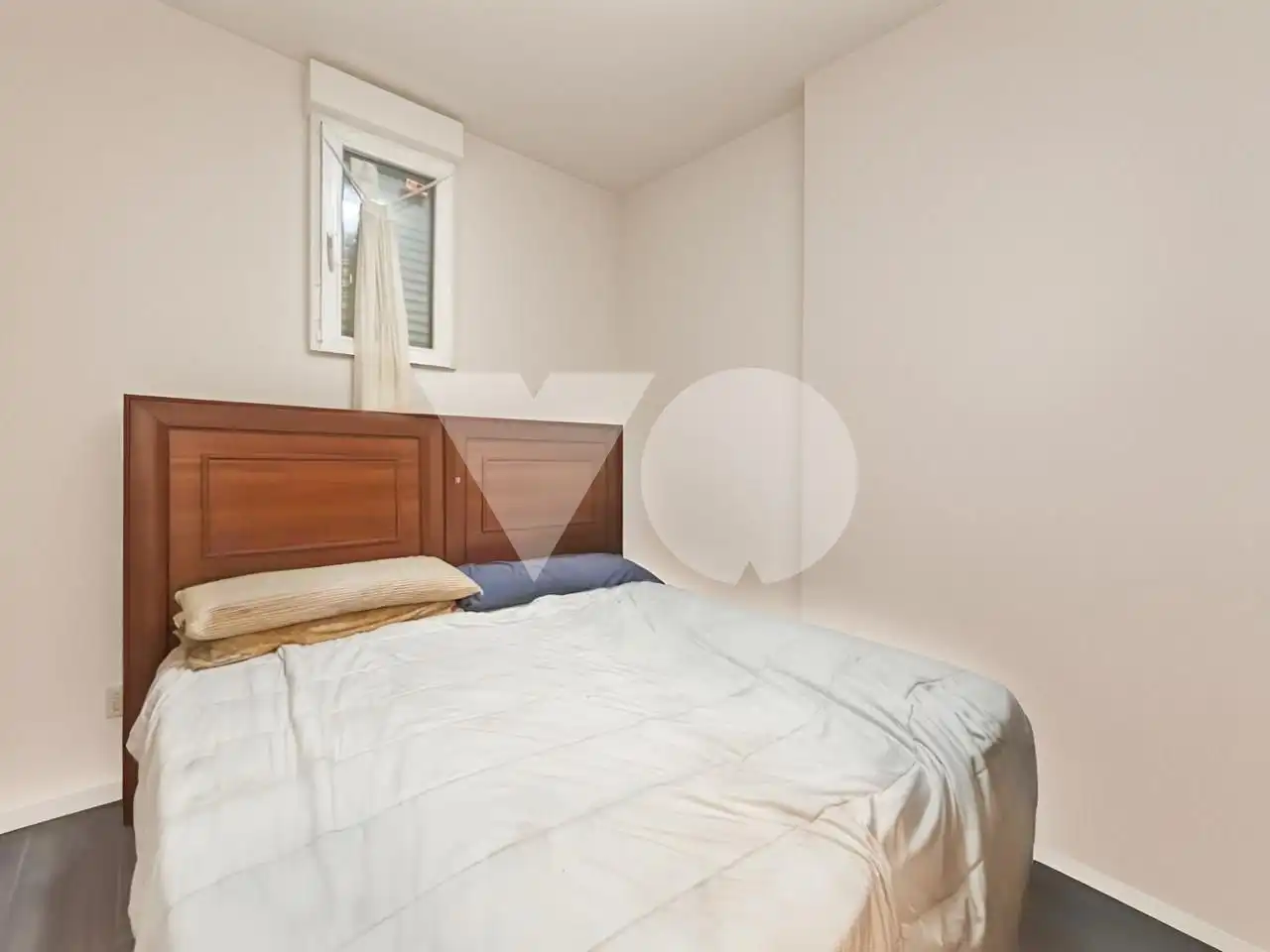Schlafzimmer von Erdgeschoss zum Verkauf in Madrid
