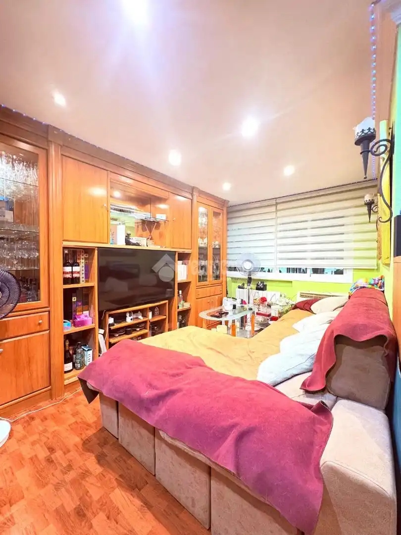 Bedroom of Flat for sale in Fuenlabrada  with Air Conditioner and Heating