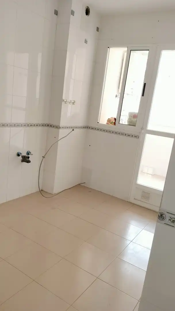 Wohnung zum Verkauf in N/A, -1, Loja