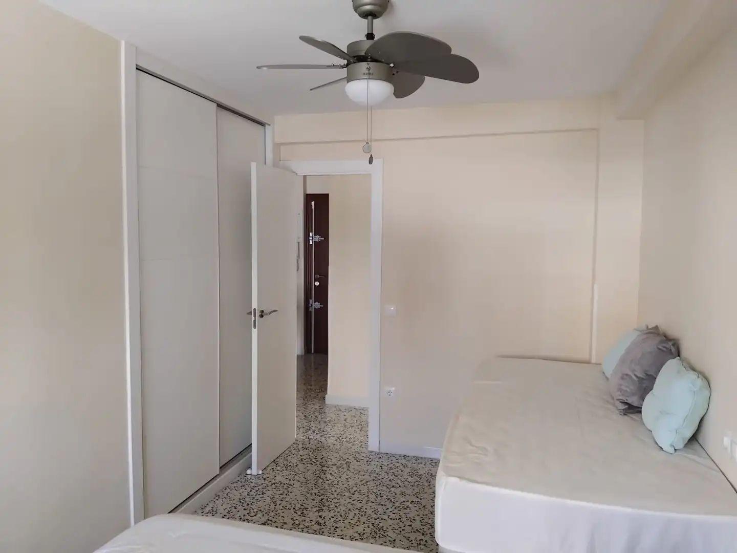 Apartament amb ascensor en venda a Playa de Poniente, imagen 13