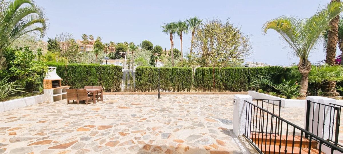 Garden of House or chalet for sale in Mijas  with Air Conditioner, Terrace and Storage room
