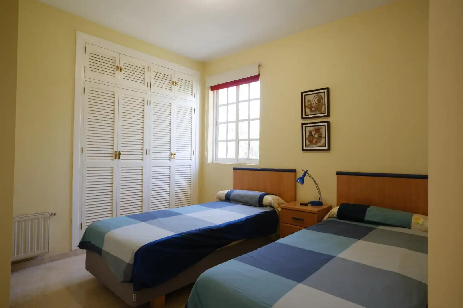 Habitación de Casa o chalet en venta en Alcalá de Guadaira con Aire acondicionado, Calefacción y Jardín privado
