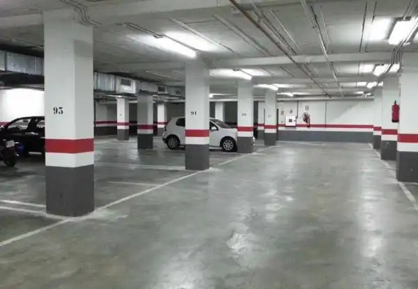 Einzelparkplatz zum Verkauf in Avenida José Salinas