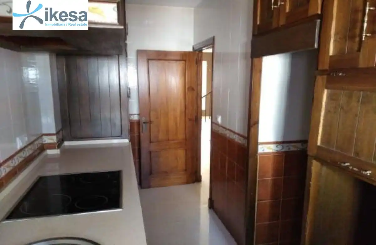 Casa adosada en venta en Avenida de Rota