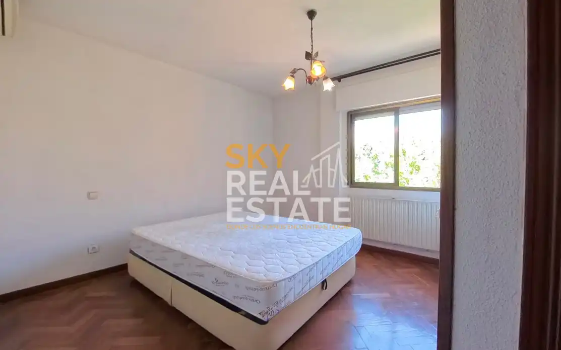 Bedroom of Flat for sale in Fuenlabrada  with Air Conditioner, Furnished and Balcony