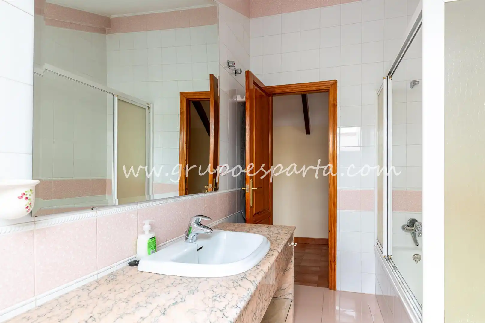 Houses for sale in Calle Don Juan, 44, Santa Clara