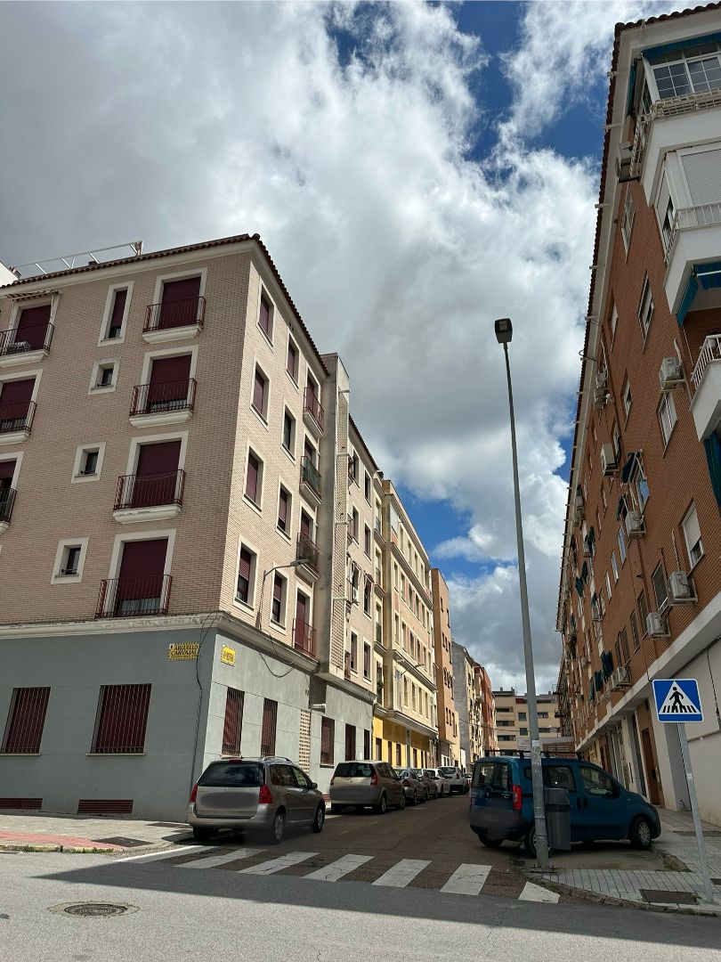 Vista exterior de Apartament en venda en Badajoz Capital amb Moblat