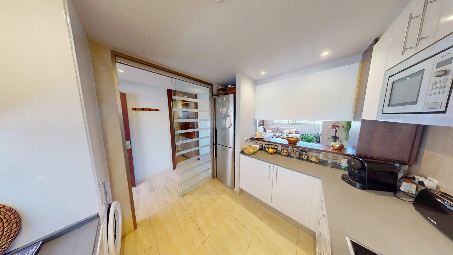 Küche von Wohnung zum Verkauf in Mijas mit Klimaanlage, Heizung und Privatgarten