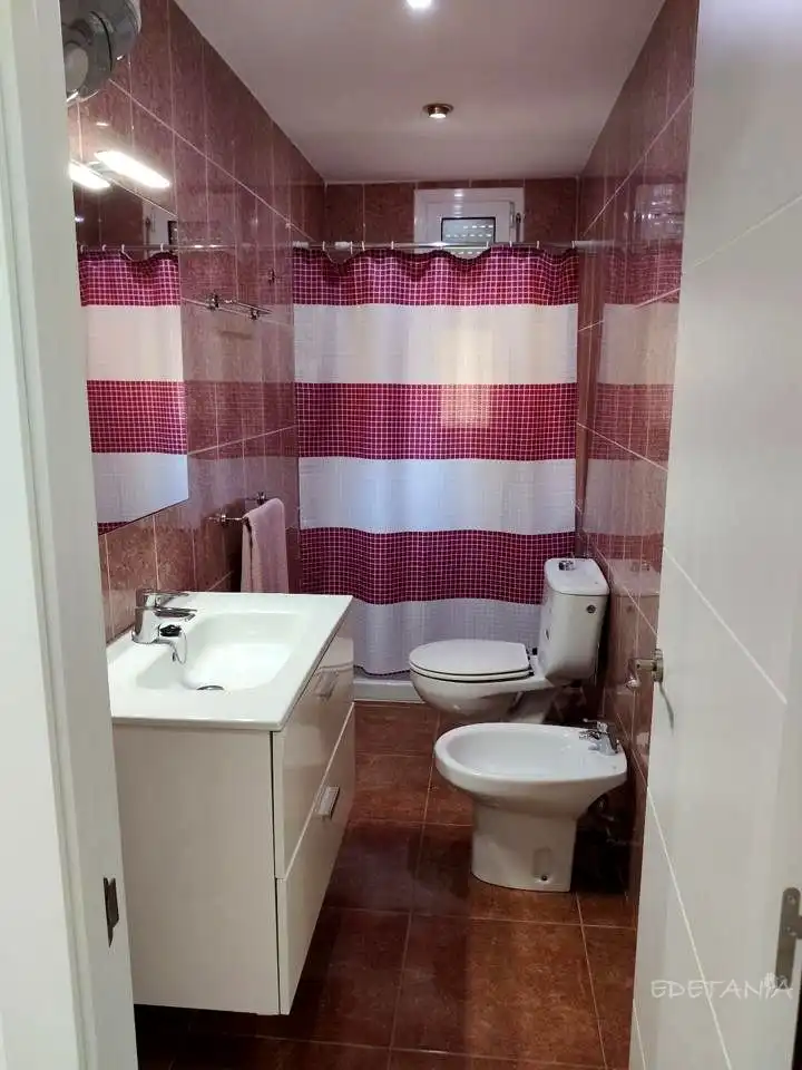 Baño de Planta baja de alquiler en Moncada con Aire acondicionado, Calefacción y Amueblado