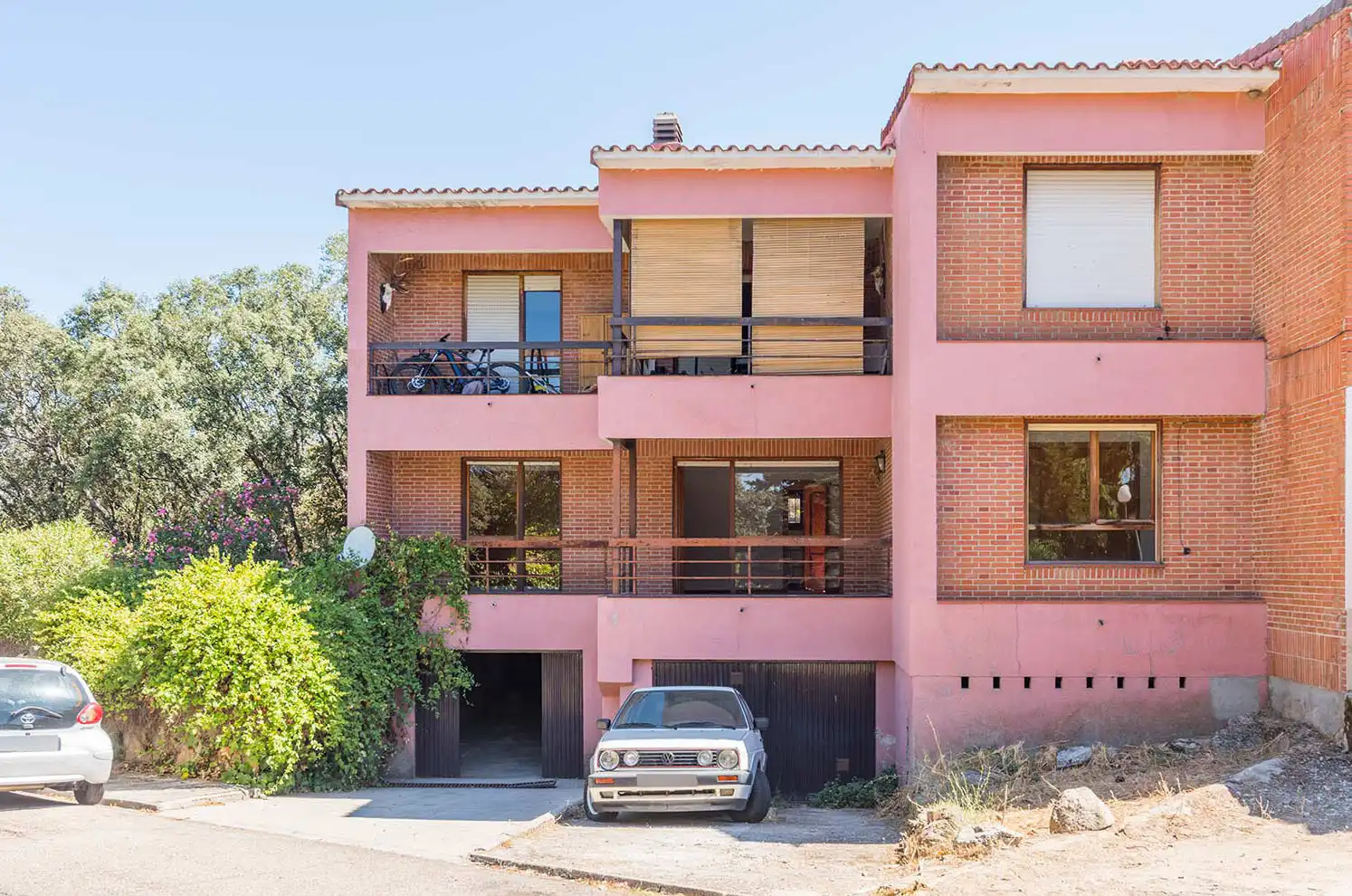 Vista exterior de Pis en venda en Hoyo de Manzanares amb Calefacció, Jardí privat i Terrassa