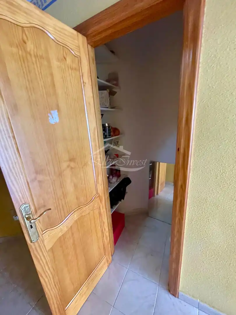 Piso en venta en Adeje con Terraza, Trastero y Amueblado