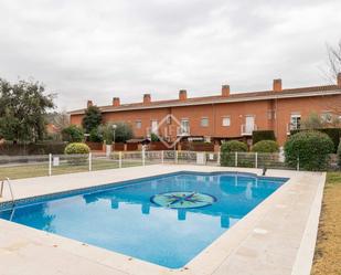 Swimming pool of House or chalet for sale in Cerdanyola del Vallès  with Air Conditioner, Terrace and Swimming Pool