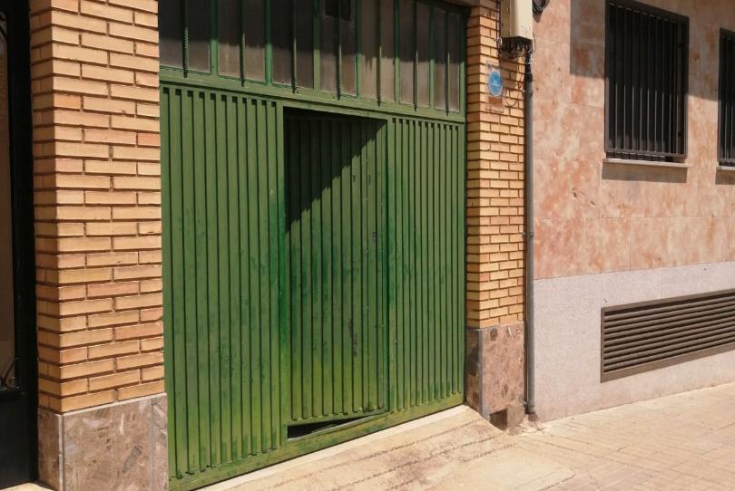 Foto 1 de Garatge en venda a Calle Salmerón, Pizarrales, Salamanca