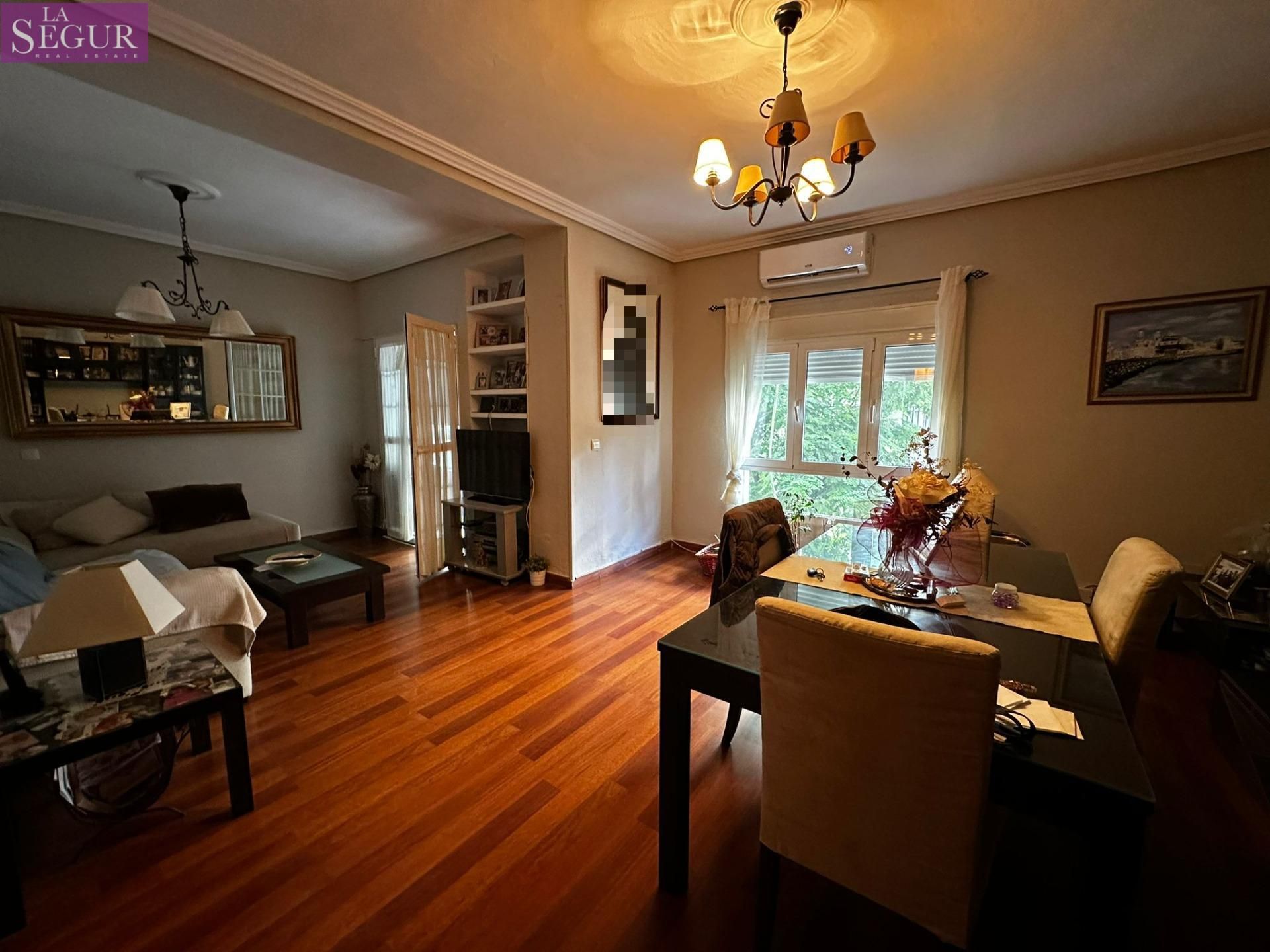 Vista exterior de Pis en venda en  Cádiz Capital amb Aire condicionat, Parquet i Terrassa