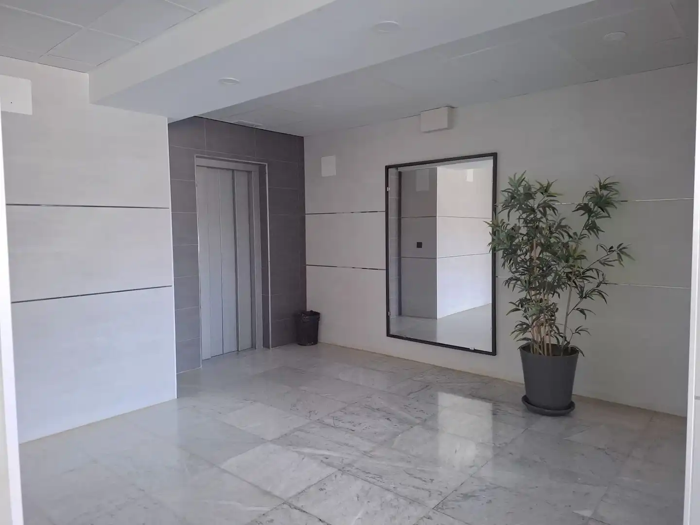 Piso en venta en Torremolinos con Terraza