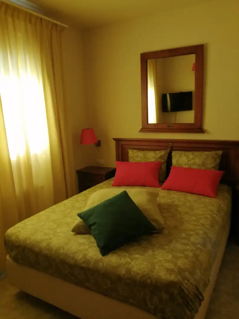 Habitación de Finca rústica en venta en Jarafuel con Calefacción, Jardín privado y Amueblado