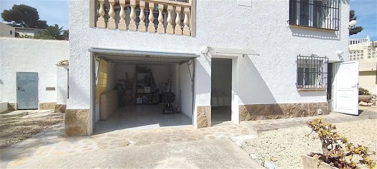Houses for sale in Jávea / Xàbia  with Air Conditioner and Storage room