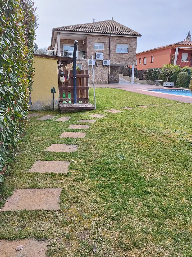Jardín de Casa o chalet en venta en Riudellots de la Selva con Aire acondicionado, Calefacción y Jardín privado
