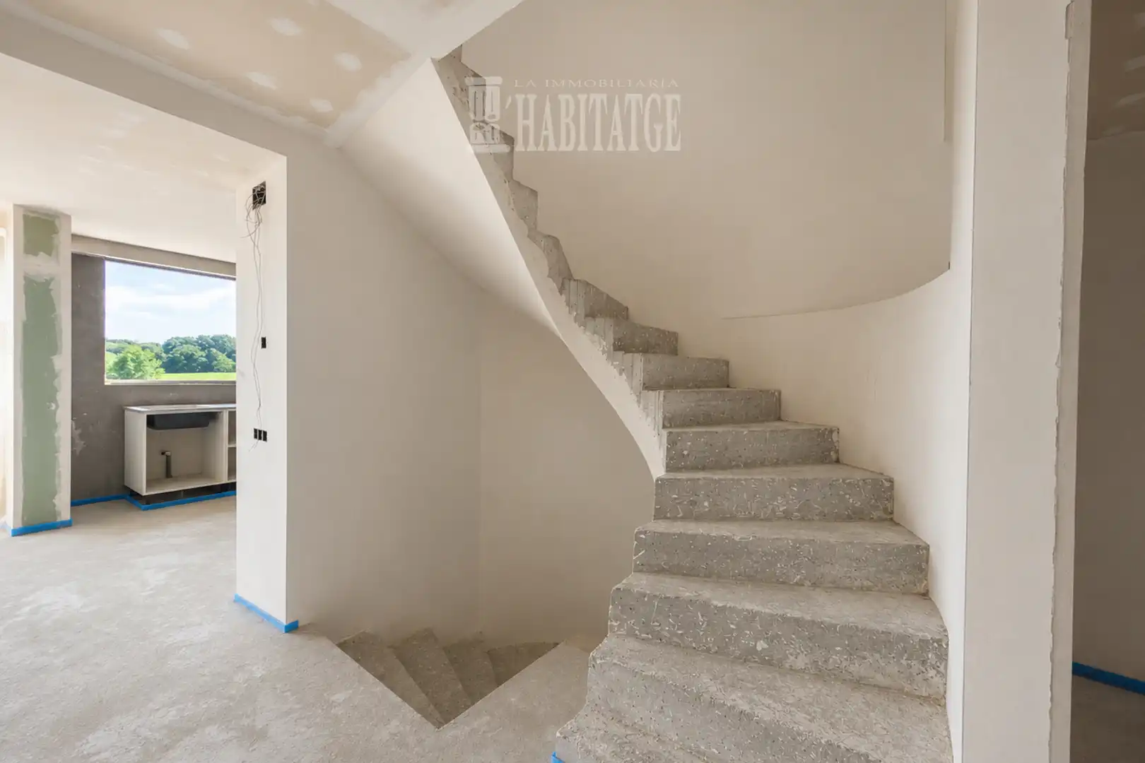 Casa d'obra nova amb terrassa en venda a Carrer Balenyà, imagen 28