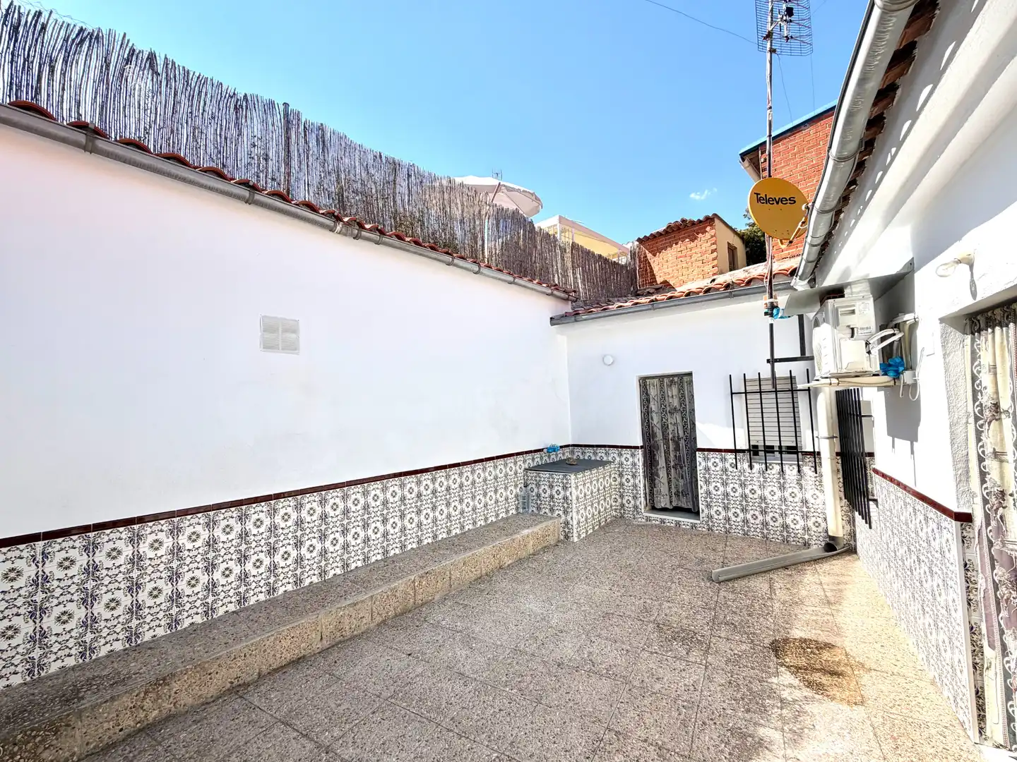 Vista exterior de Casa o chalet en venta en El Carpio de Tajo