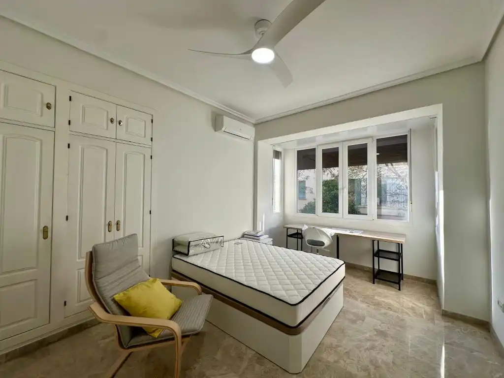 Schlafzimmer von Wohnung zur untervermieten in Córdoba