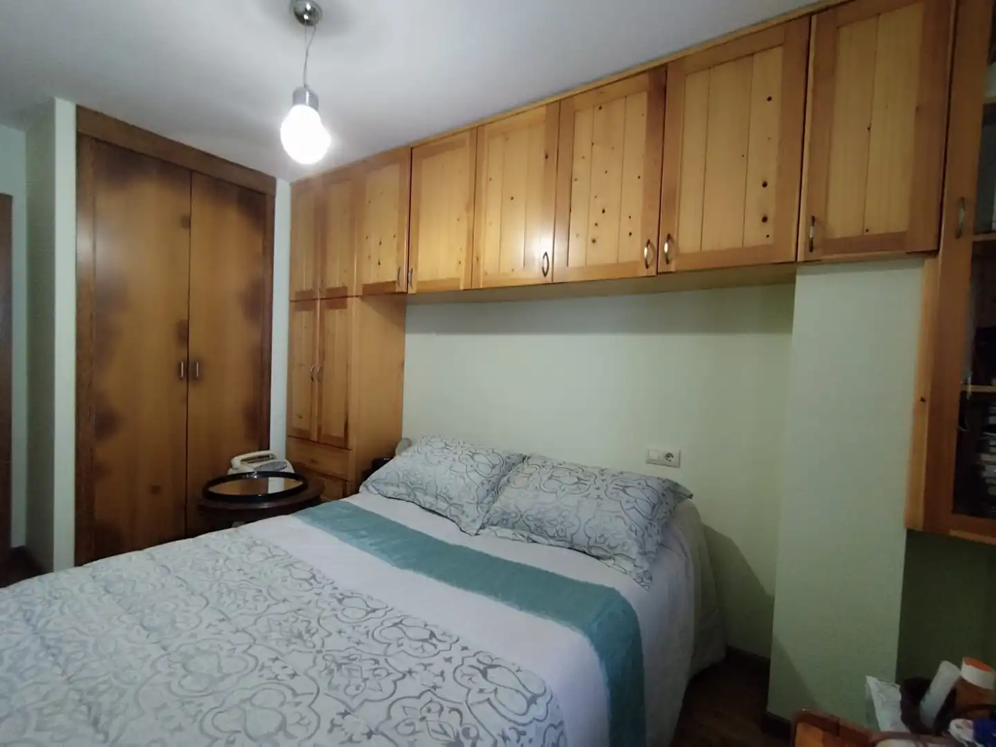 Schlafzimmer von Wohnung zum Verkauf in Betanzos mit Ofen und Balkon