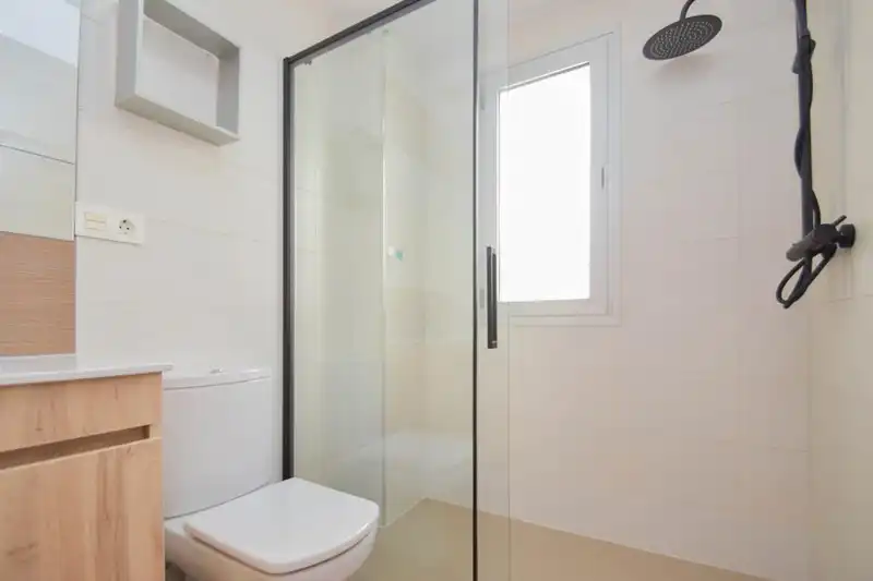 Baño de Piso en venta en Atarfe con Trastero y Amueblado