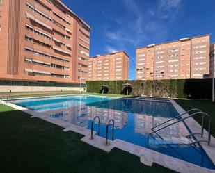 Piscina de Pis en venda en Alicante / Alacant amb Aire condicionat, Calefacció i Terrassa