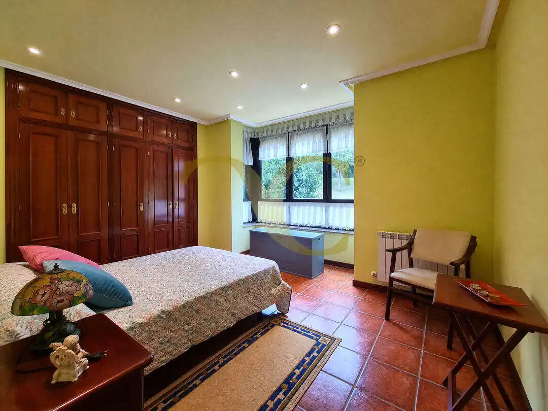 Habitación de Casa o chalet en venta en Gijón  con Calefacción, Jardín privado y Terraza