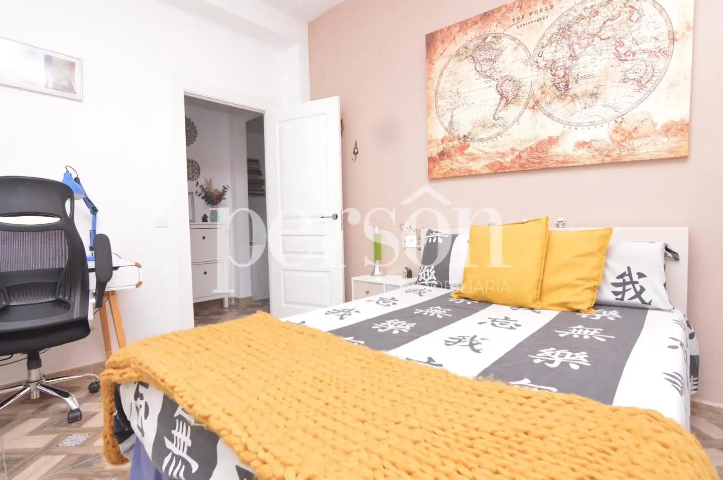 Habitación de Casa o chalet en venta en Chiva con Aire acondicionado, Jardín privado y Terraza