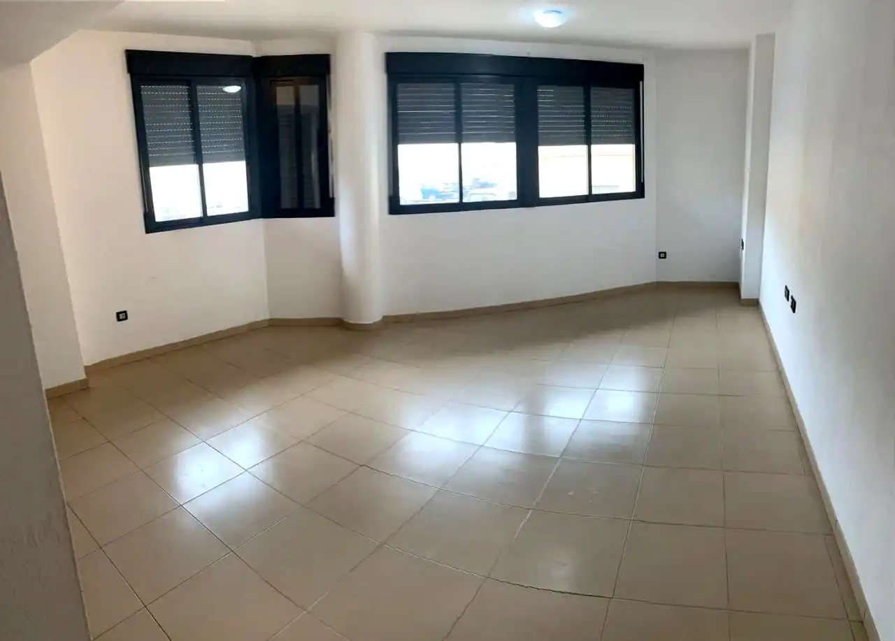 Planta baja de alquiler en Castellón de la Plana / Castelló de la Plana con Trastero