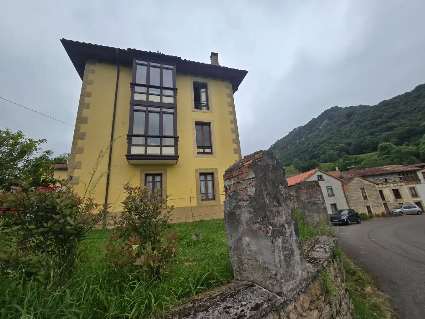 Vista exterior de Casa o chalet en venta en Peñamellera Baja con Calefacción, Jardín privado y Trastero