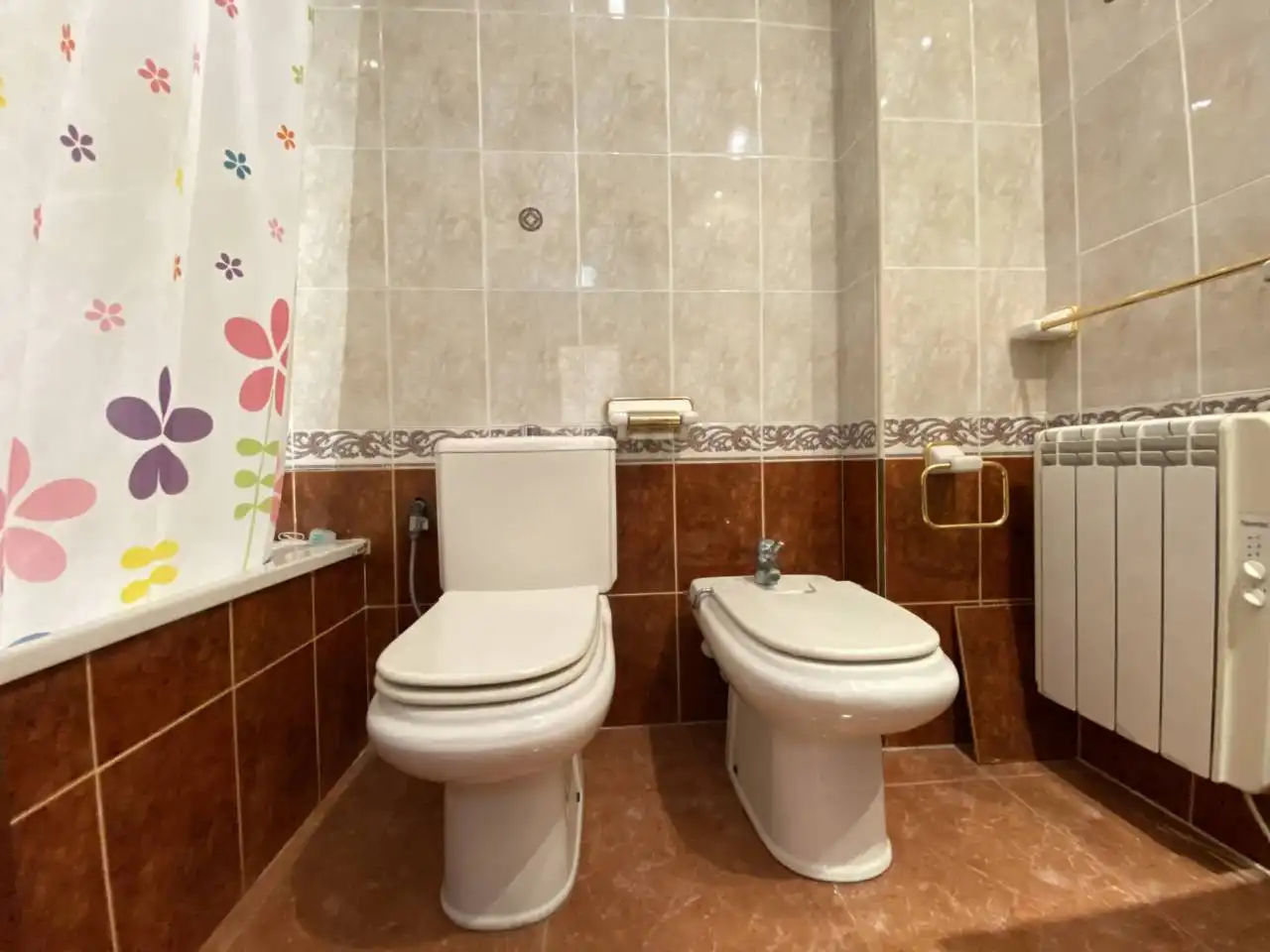 Baño de Piso en venta en El Vendrell con Calefacción y Terraza