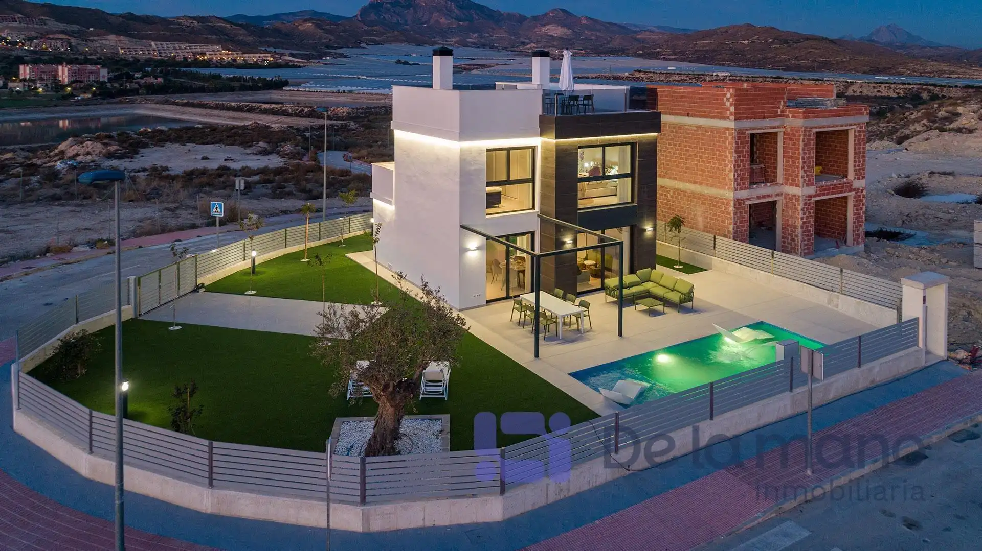 Villa con terrazza in vendita a Carrer del  Llentiscle, imagen 21