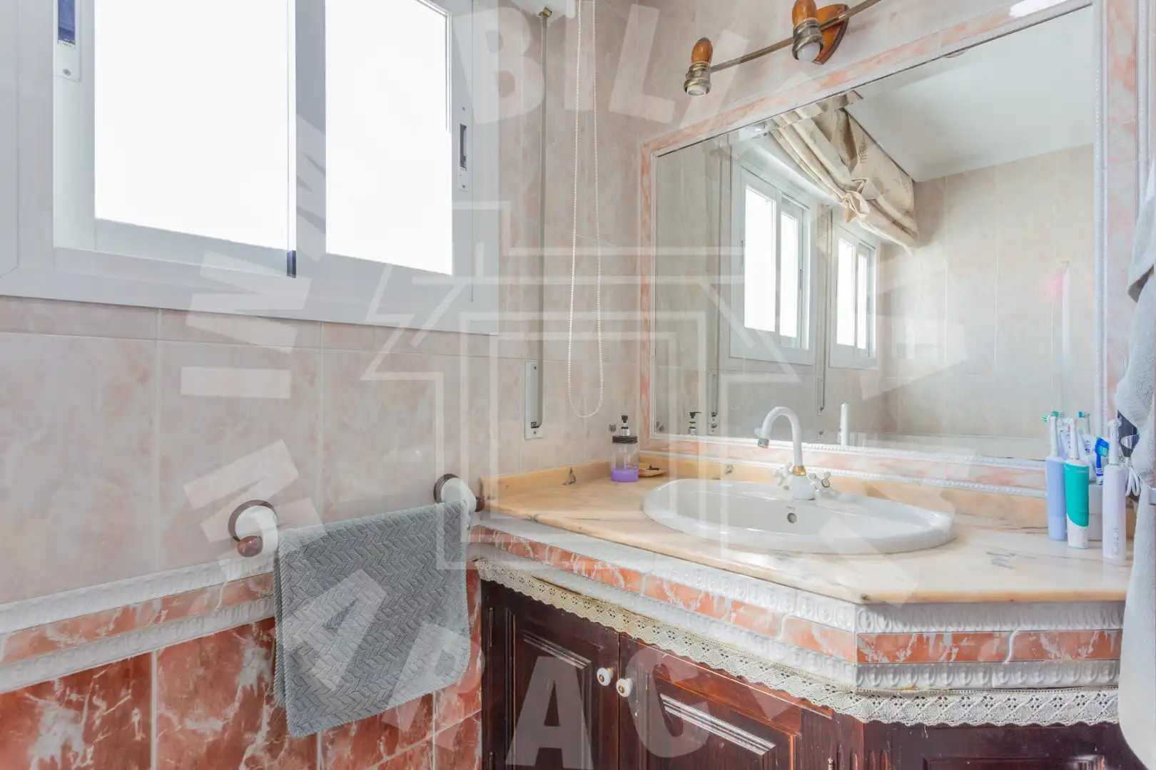 Baño de Dúplex en venta en Maracena con Aire acondicionado, Terraza y Horno