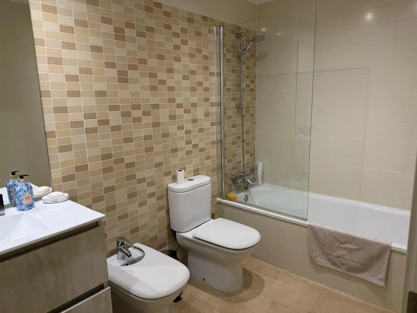 Baño de Piso en venta en Lleida con Aire acondicionado, Calefacción y Parquet