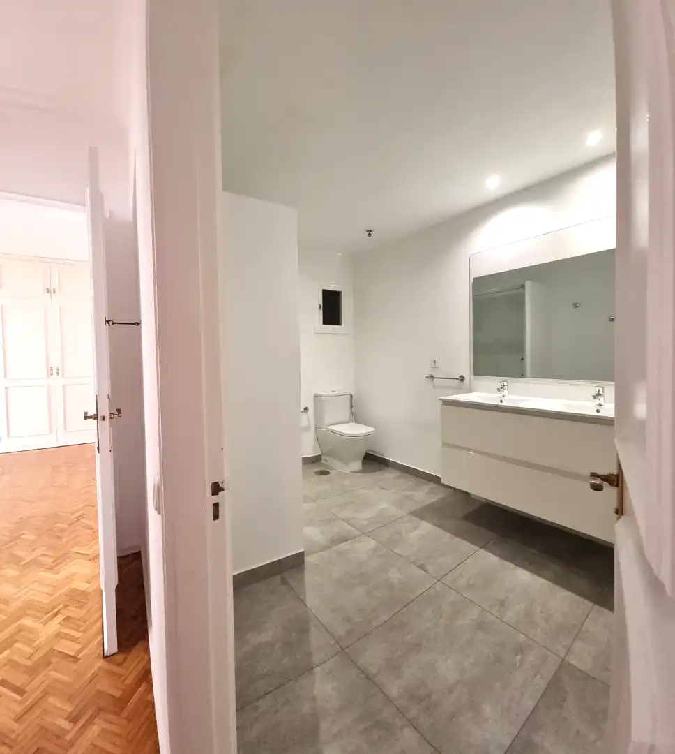 Baño de Piso en venta en Las Palmas de Gran Canaria con Parquet, Trastero y Horno