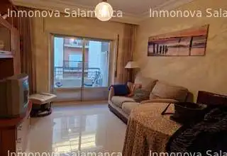 Sala de estar de Piso en venta en Salamanca con Calefacción y Balcón