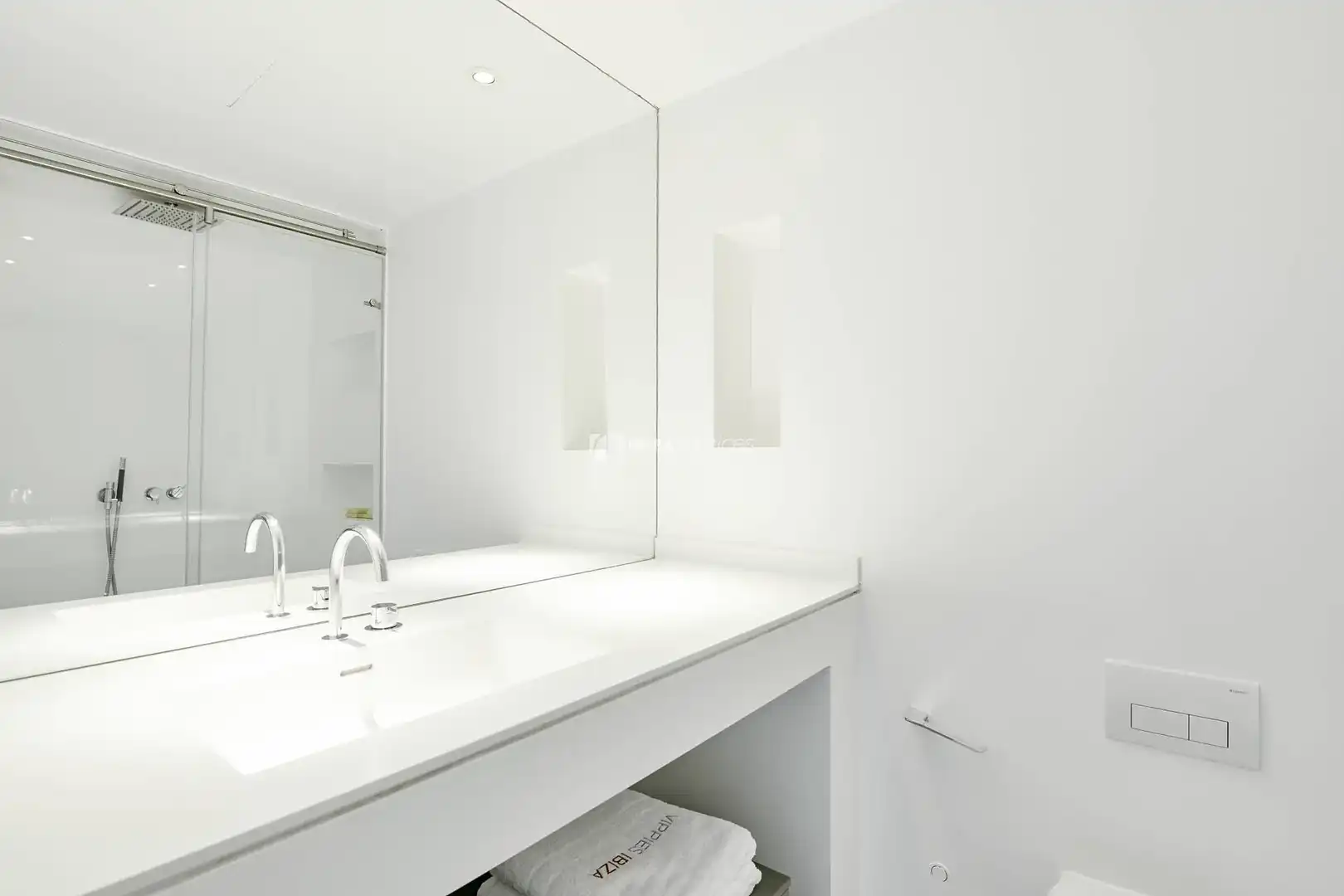 Appartamento con piscina in affitto a Marina Botafoc - Platja de Talamanca, imagen 5