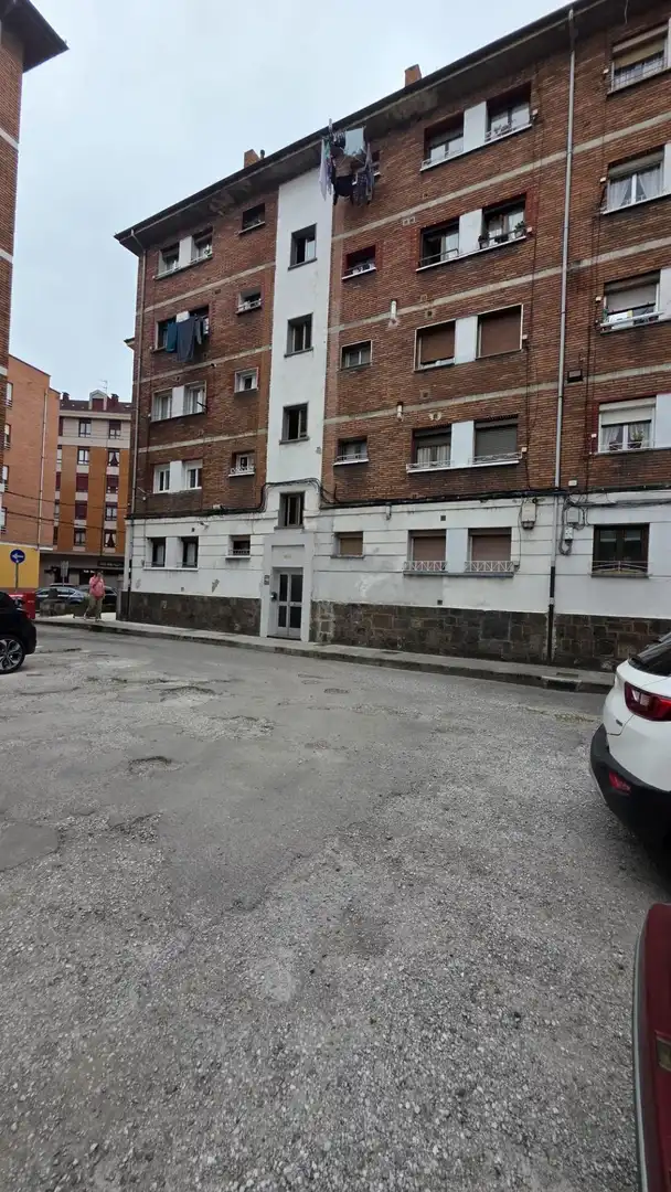 Vista exterior de Apartament en venda en Mieres (Asturias) amb Calefacció