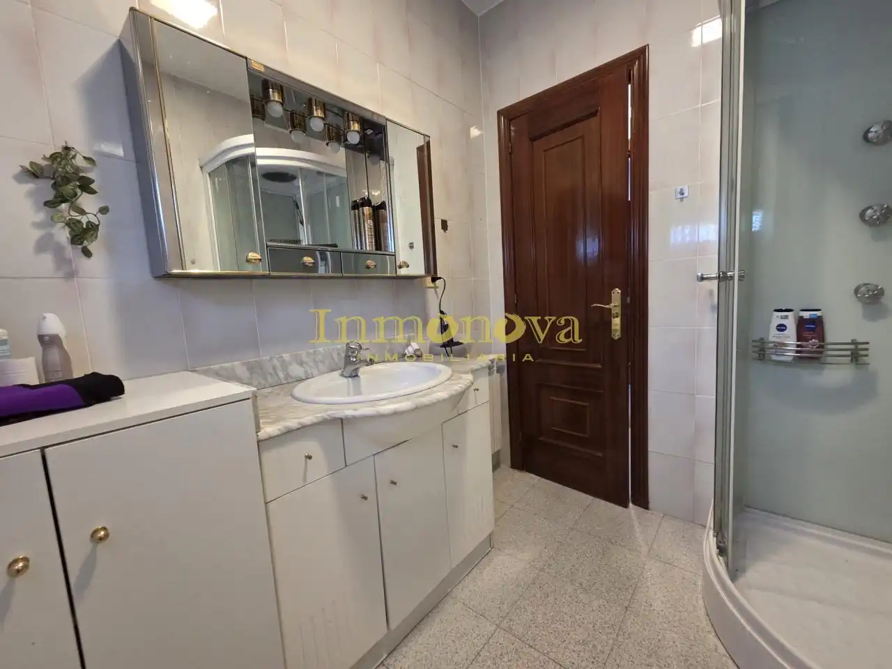 Baño de Casa o chalet en venta en Vigo  con Calefacción, Jardín privado y Terraza